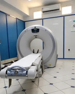 CT scanner and examination table at the clinic.